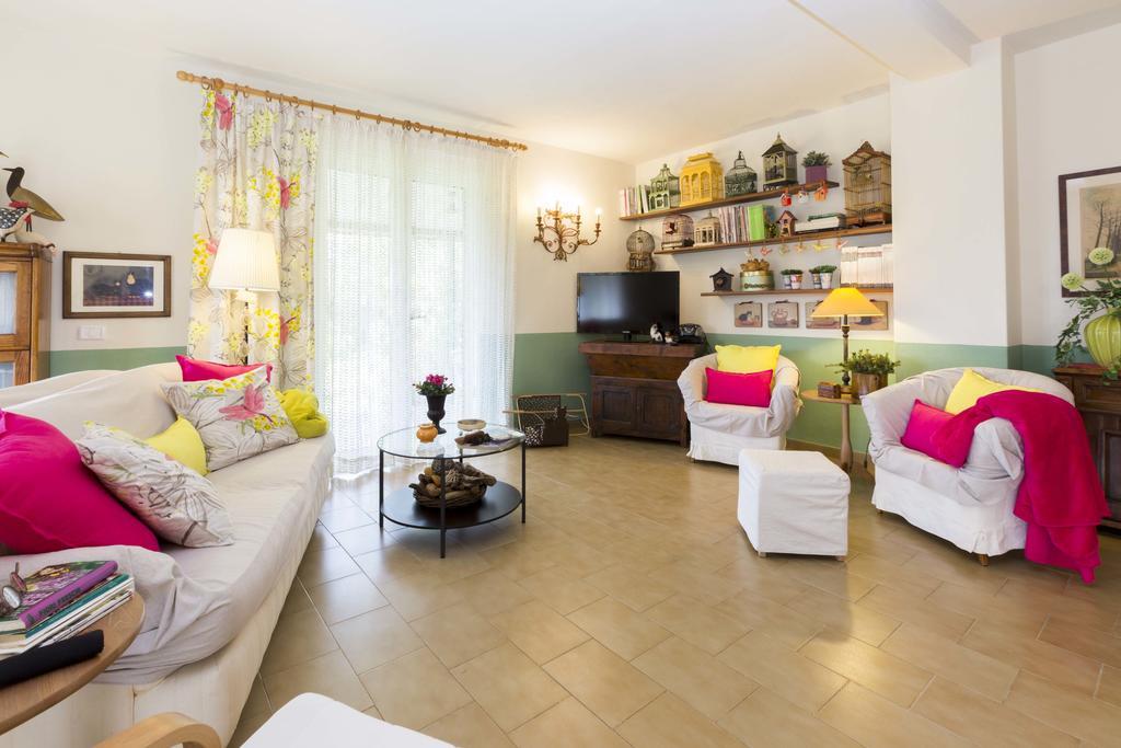 Villa Monserrato - Goelba Порто Адзуро Екстериор снимка