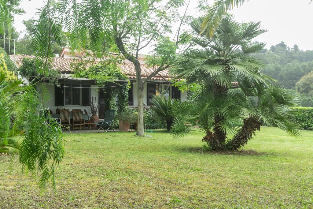 Villa Monserrato - Goelba Порто Адзуро Екстериор снимка